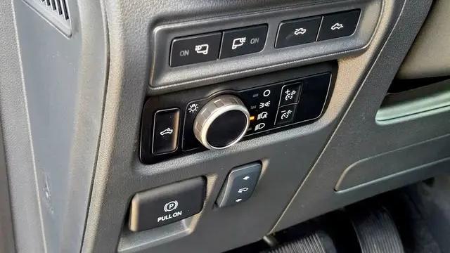 2024 Ford F-150 Lightning Lariat