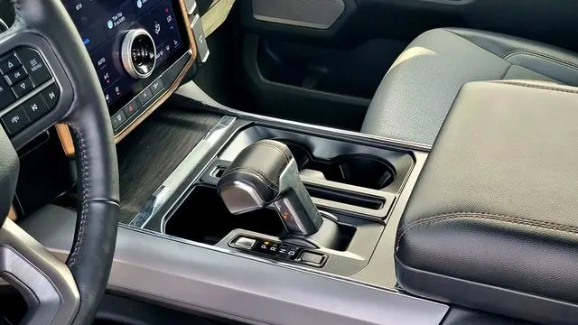 2024 Ford F-150 Lightning Lariat
