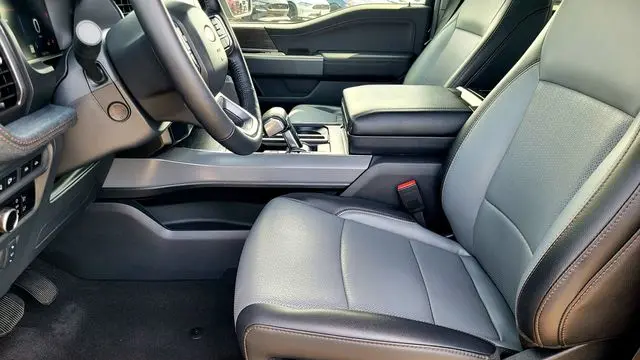 2024 Ford F-150 Lightning Lariat