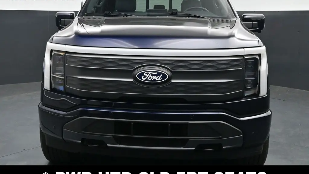2025 Ford F-150 Lightning Lariat