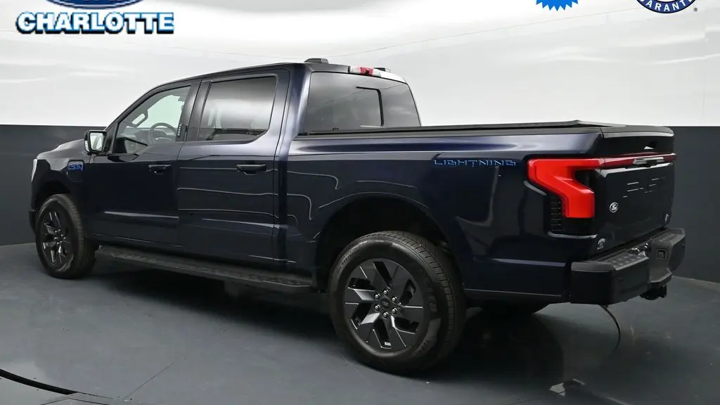 2025 Ford F-150 Lightning Lariat