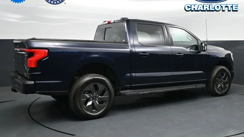 2025 Ford F-150 Lightning Lariat