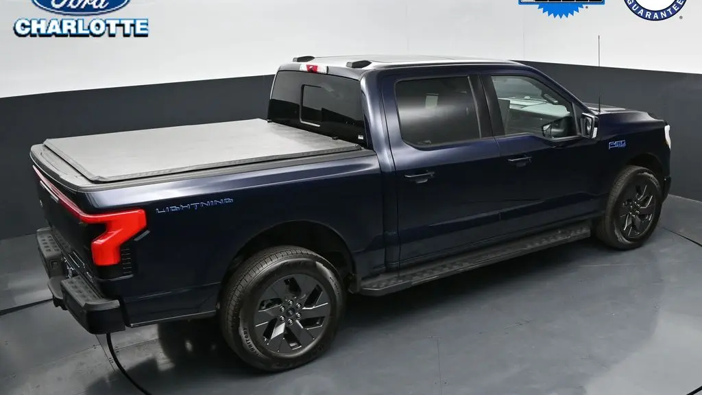 2025 Ford F-150 Lightning Lariat