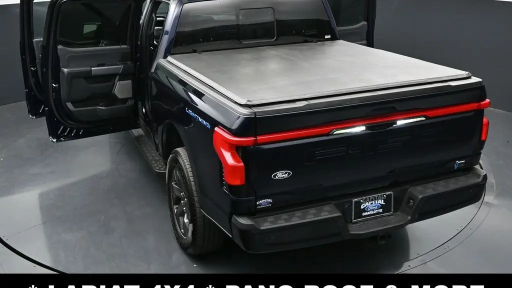 2025 Ford F-150 Lightning Lariat