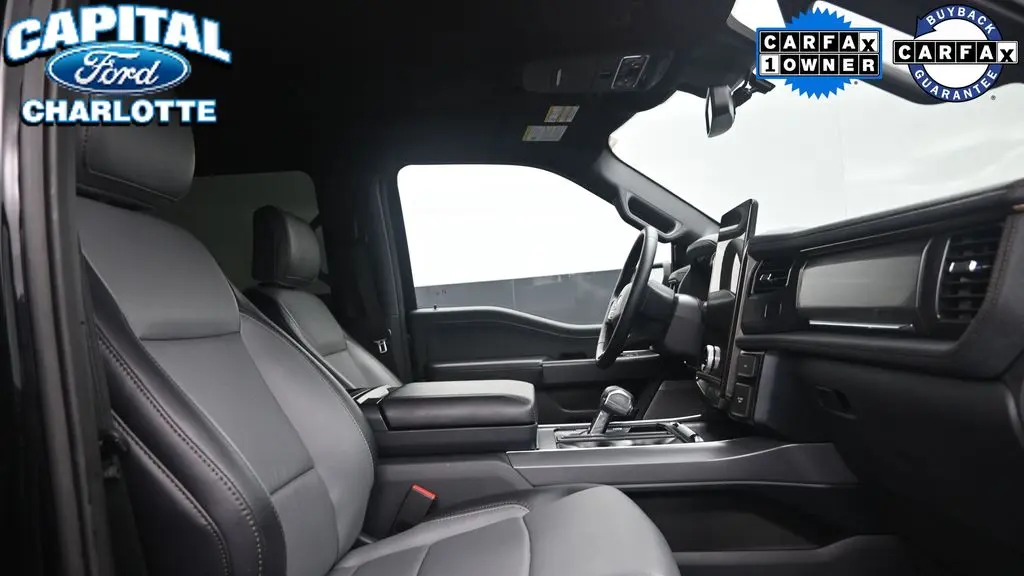 2025 Ford F-150 Lightning Lariat