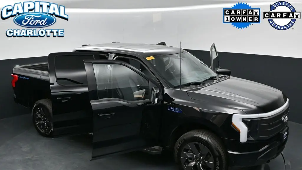 2025 Ford F-150 Lightning Lariat