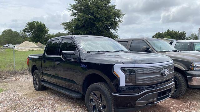 2025 Ford F-150 Lightning Lariat
