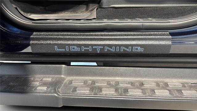 2024 Ford F-150 Lightning Lariat