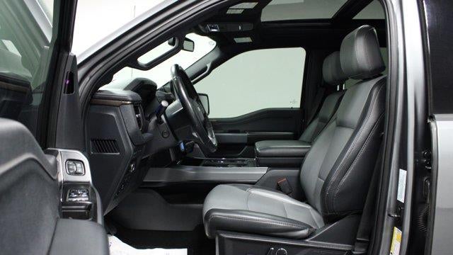 2024 Ford F-150 Lightning Lariat