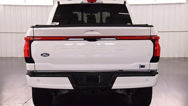 2025 Ford F-150 Lightning Lariat