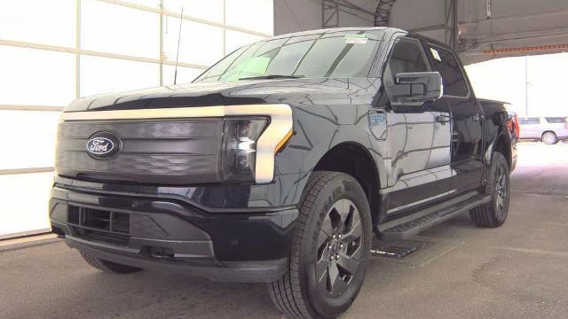 Preowned 2025 Ford F-150 Lightning Lariat for Sale
