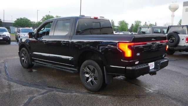 2024 Ford F-150 Lightning Lariat