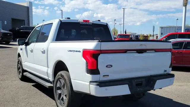2025 Ford F-150 Lightning Lariat