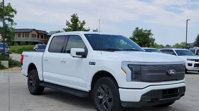 Preowned 2025 Ford F-150 Lightning Lariat for Sale