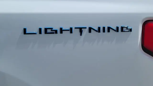 2025 Ford F-150 Lightning Lariat