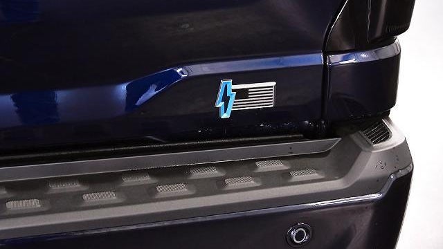 2025 Ford F-150 Lightning Lariat