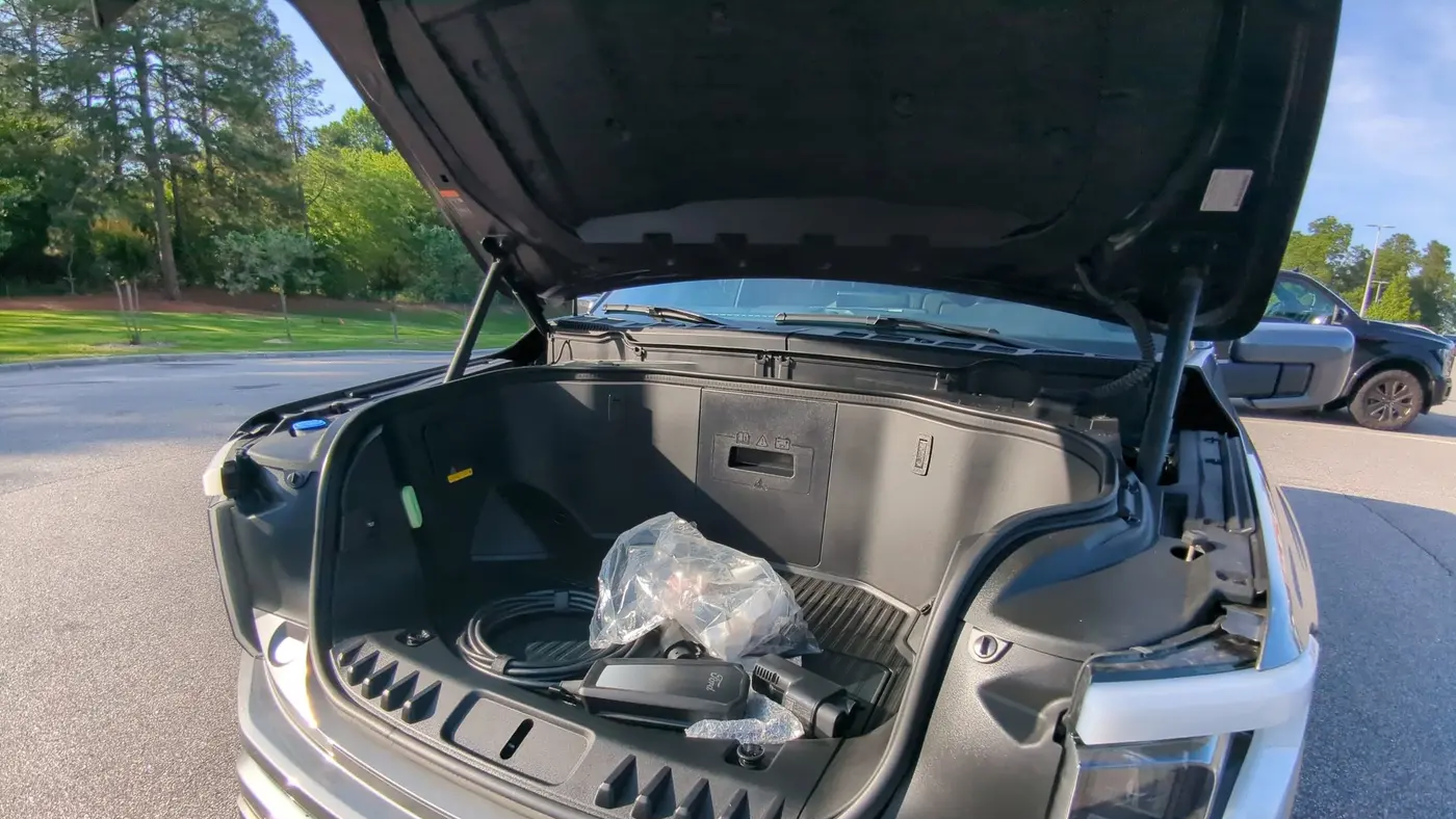 2025 Ford F-150 Lightning Lariat