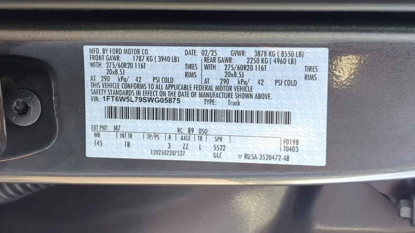 2025 Ford F-150 Lightning Lariat