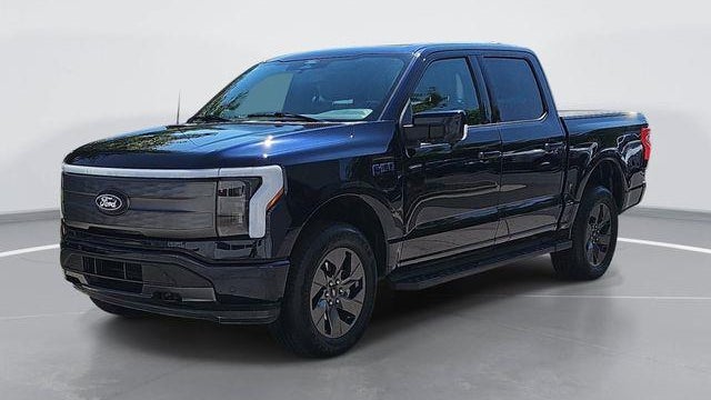 2025 Ford F-150 Lightning Lariat
