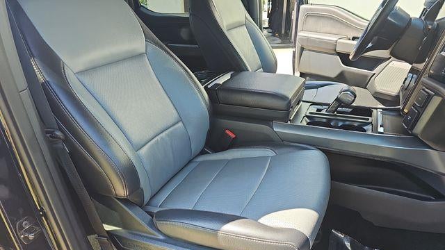 2025 Ford F-150 Lightning Lariat