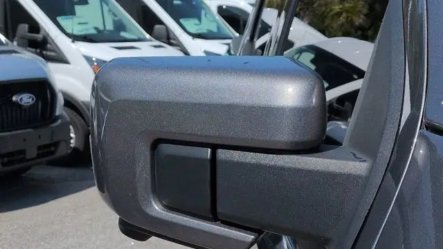 2024 Ford F-150 Lightning Platinum
