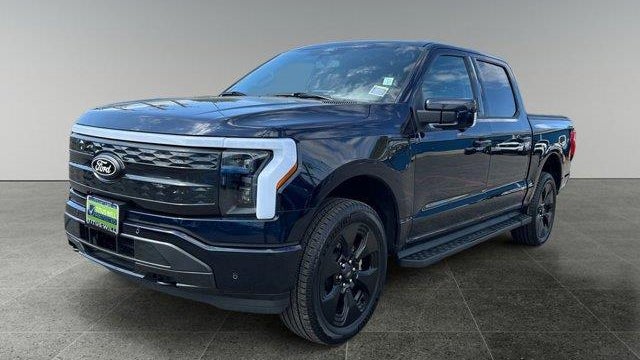 2025 Ford F-150 Lightning Platinum