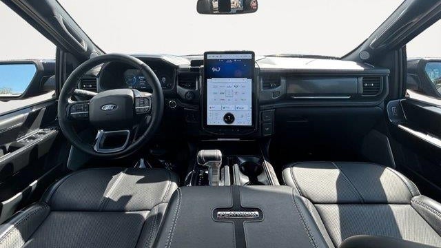 2025 Ford F-150 Lightning Platinum