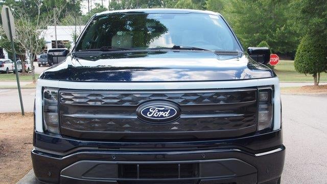 2025 Ford F-150 Lightning Platinum