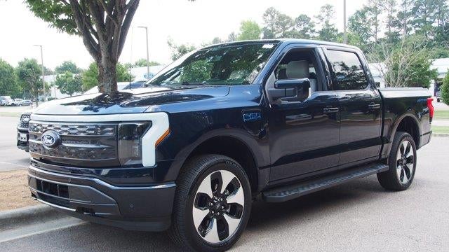 2025 Ford F-150 Lightning Platinum