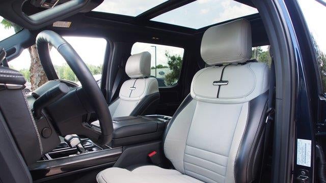 2025 Ford F-150 Lightning Platinum