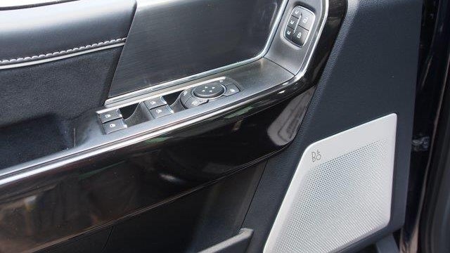 2025 Ford F-150 Lightning Platinum