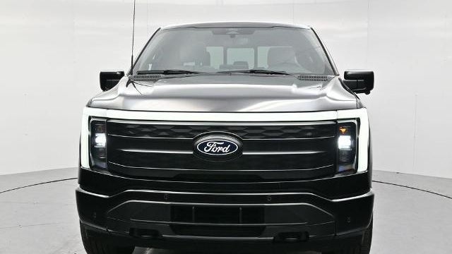 2024 Ford F-150 Lightning Platinum