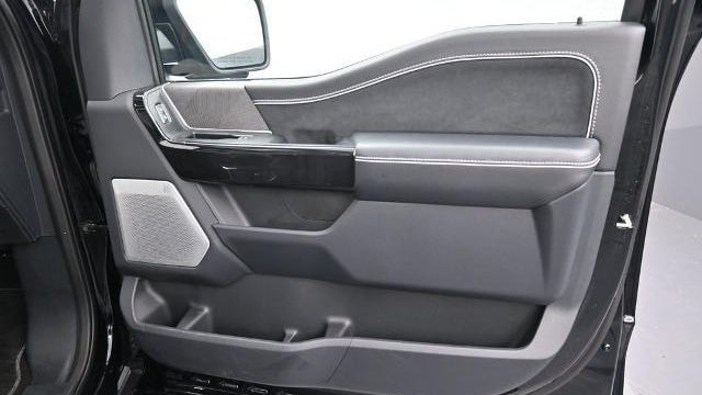 2024 Ford F-150 Lightning Platinum