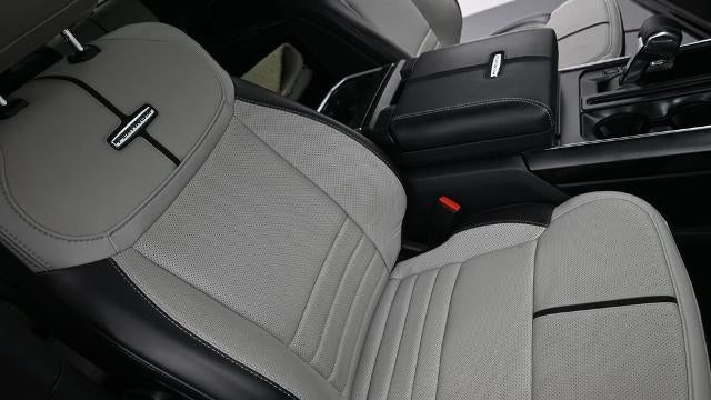 2024 Ford F-150 Lightning Platinum