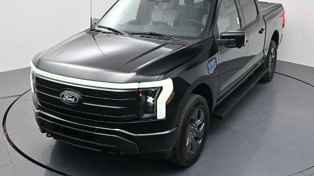 2024 Ford F-150 Lightning Platinum