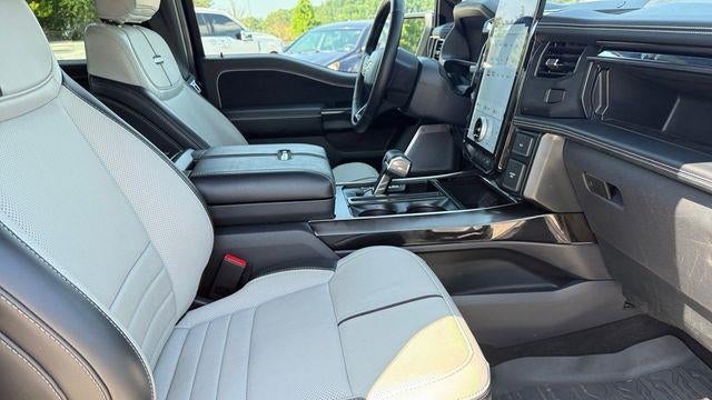 2025 Ford F-150 Lightning Platinum