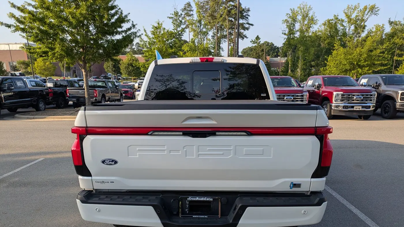 2025 Ford F-150 Lightning Platinum