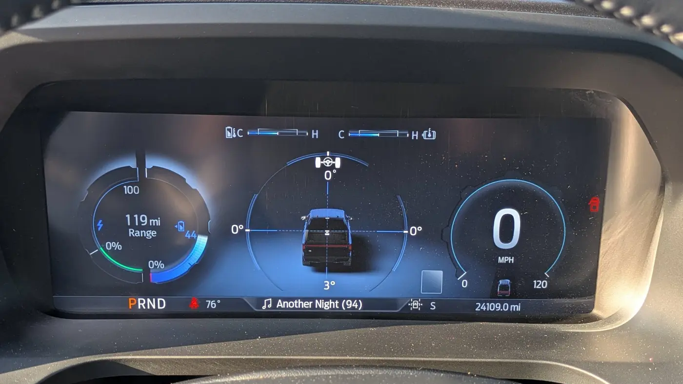 2025 Ford F-150 Lightning Platinum