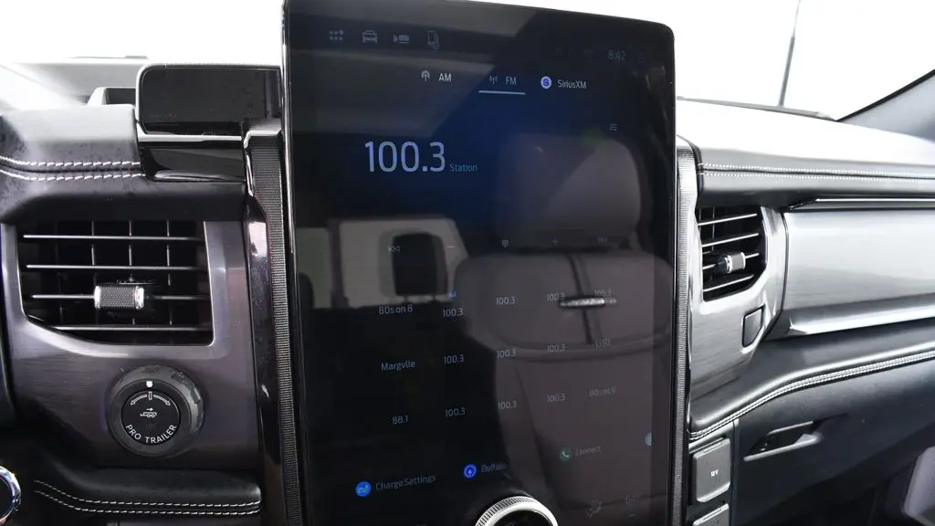 2025 Ford F-150 Lightning Platinum