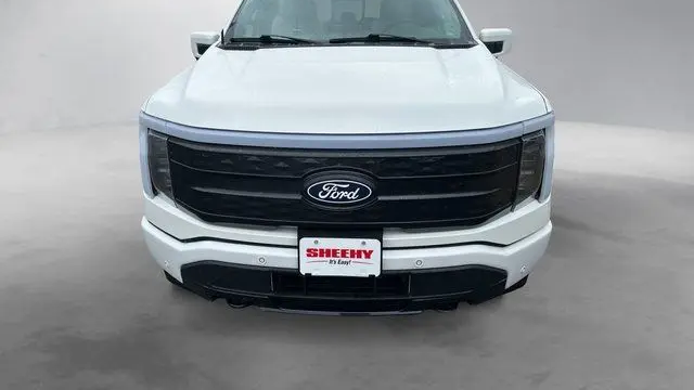 2024 Ford F-150 Lightning Platinum
