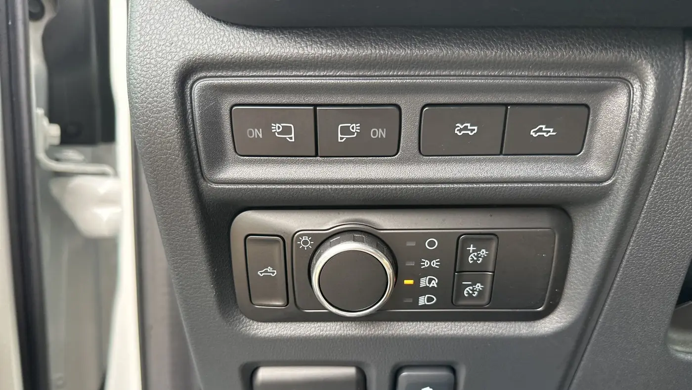 2024 Ford F-150 Lightning Platinum