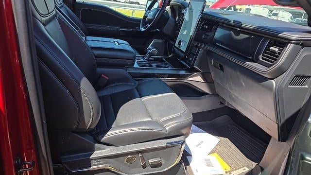 2025 Ford F-150 Lightning Platinum