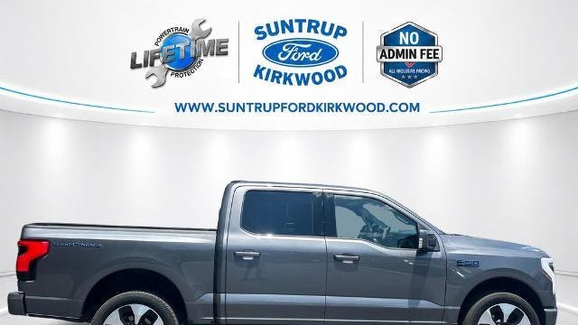 2025 Ford F-150 Lightning Platinum