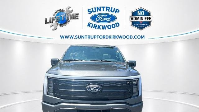 2025 Ford F-150 Lightning Platinum