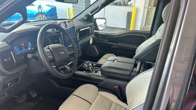 2025 Ford F-150 Lightning Platinum