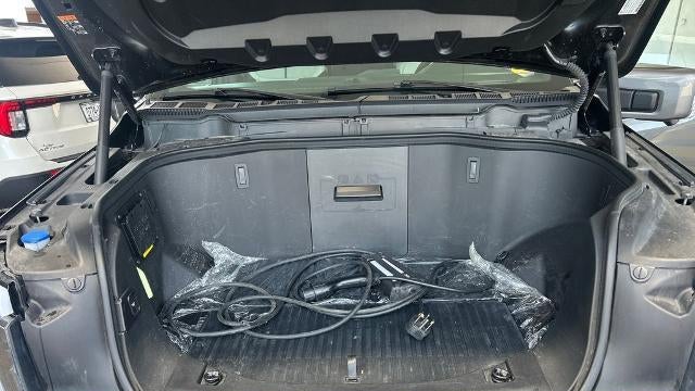 2025 Ford F-150 Lightning Platinum