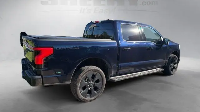 2025 Ford F-150 Lightning Platinum