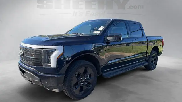 2025 Ford F-150 Lightning Platinum
