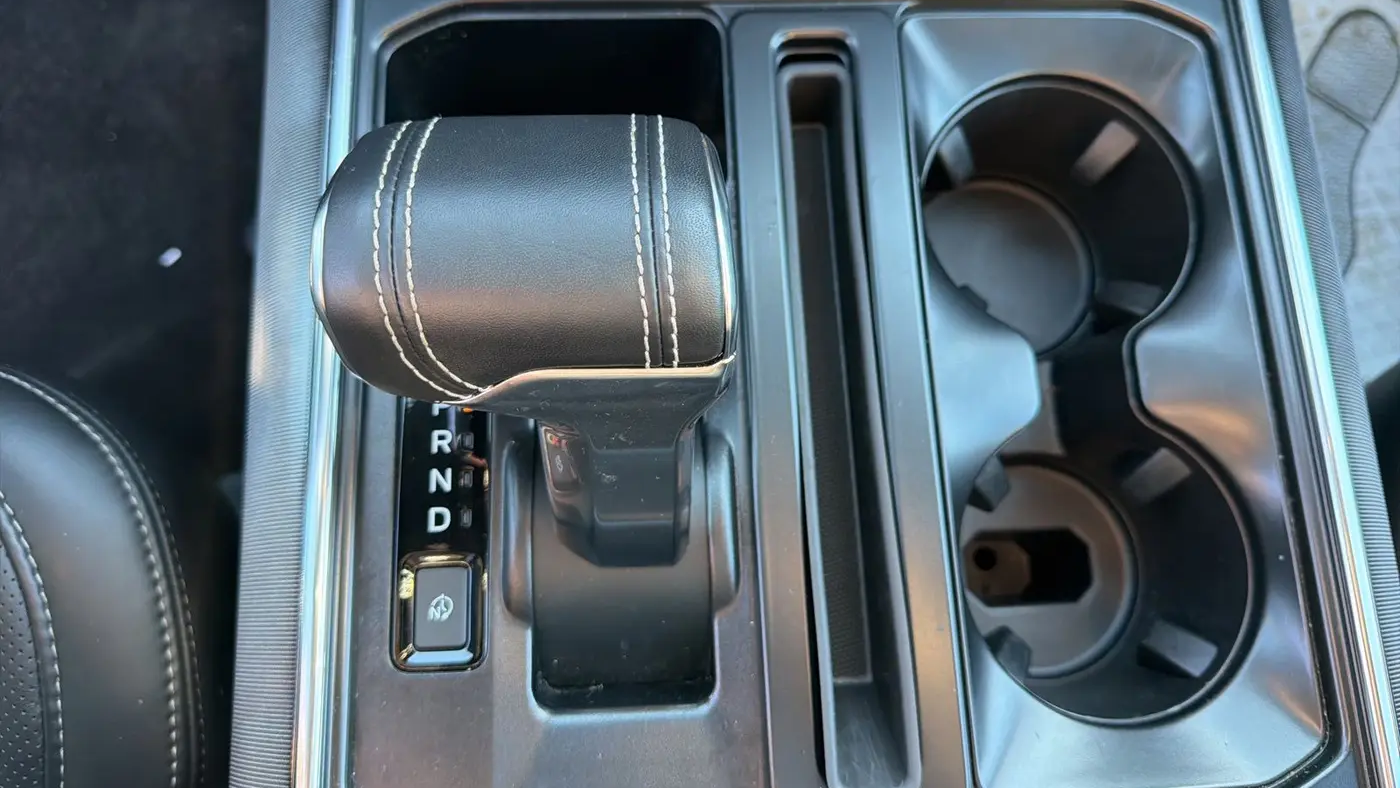 2025 Ford F-150 Lightning Platinum