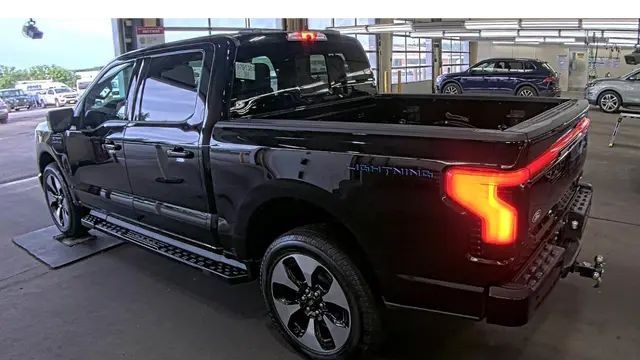 2024 Ford F-150 Lightning Platinum
